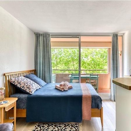 Studio Les Regates Avec Loggia Et Parking Gratuit Plage Du Grazel Gruissan Eksteriør bilde